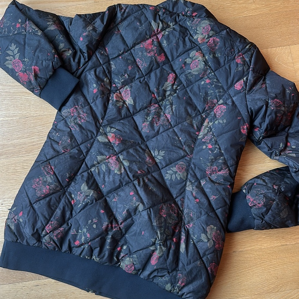 Volcom Casco Down Puff Packable Jacket Black Flor… - image 6